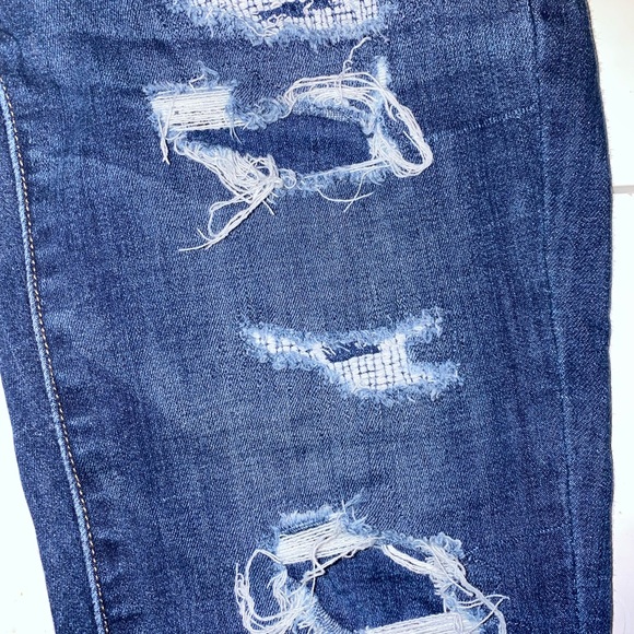 selling because they are too small on me now. - Picture 3 of 6